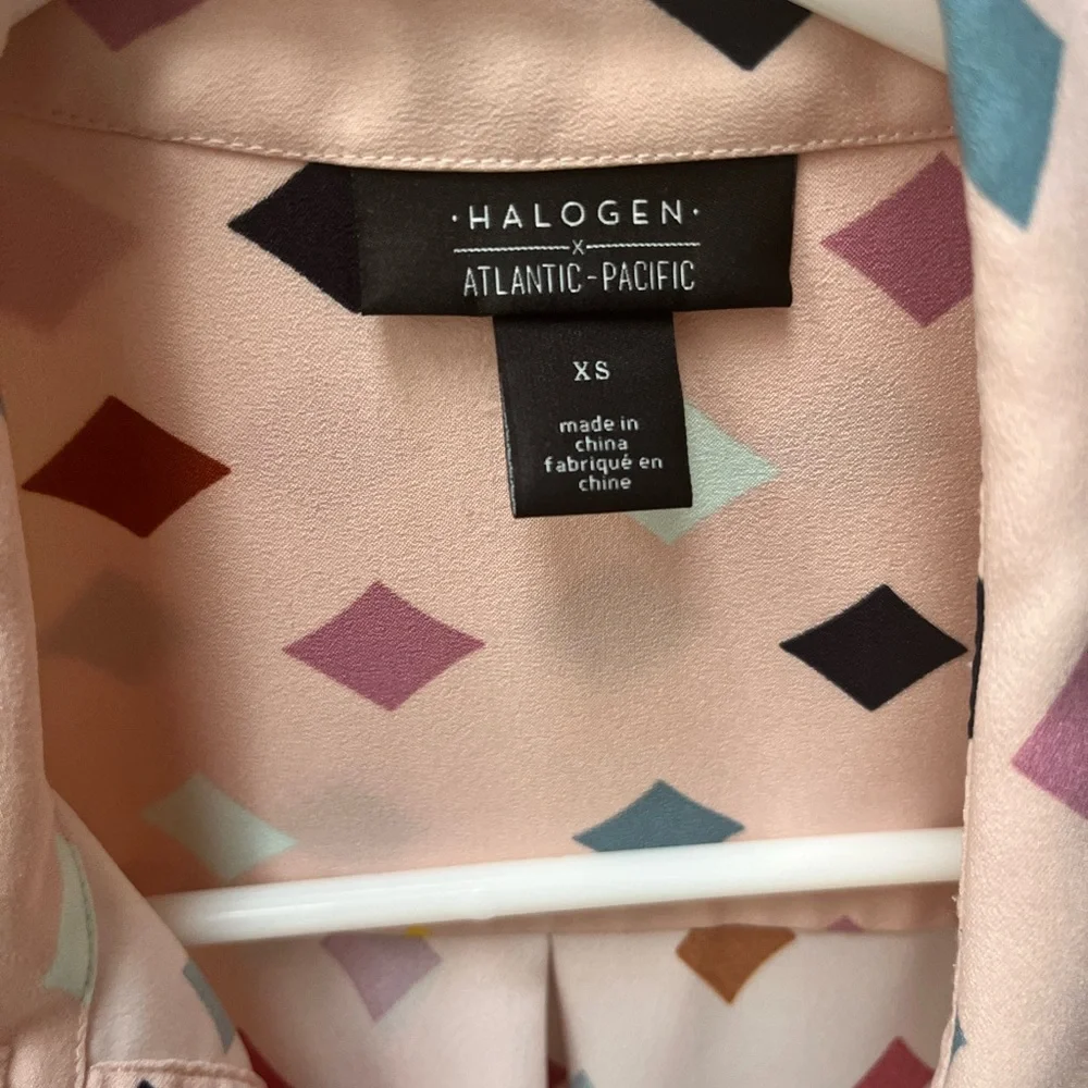 Halogen Geometric Patterned Blouse - Picture 4 of 4